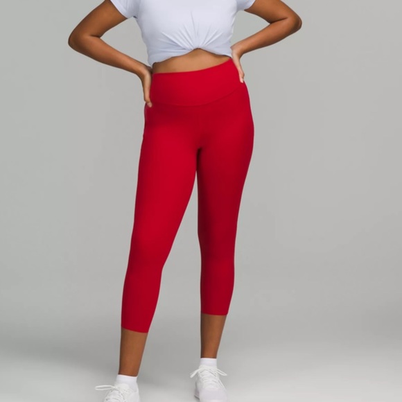 🎉Host Pick🎉 NWT Lululemon Base Pace HR tight 25” Size 2 - Picture 3 of 7